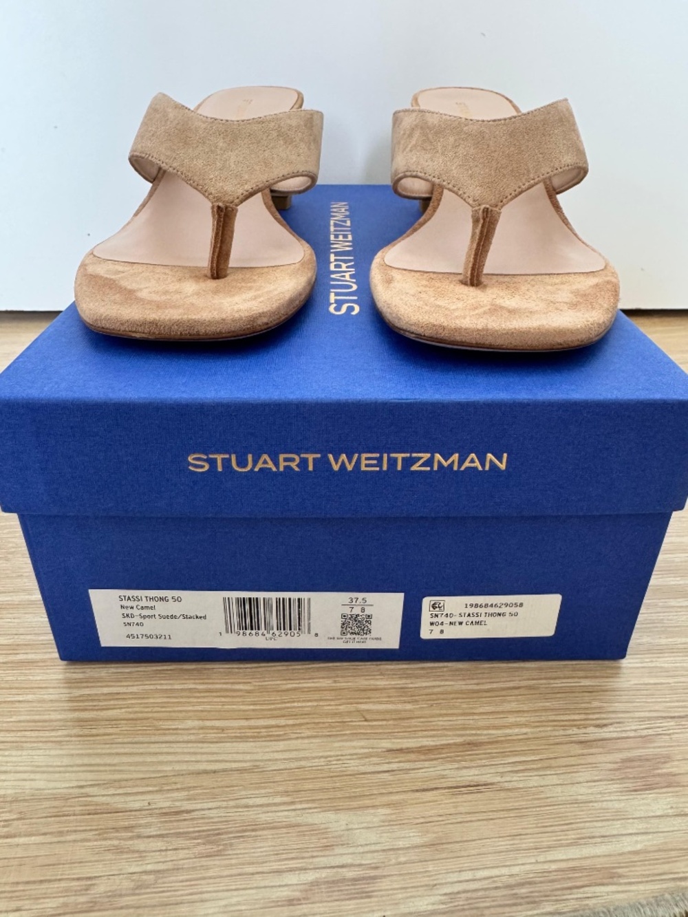NWT Stuart Weitzman Stassi Thong 50 New Camel Suede Heeled Sandals Size 7 - Picture 2 of 6